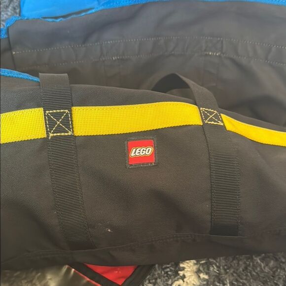 Bundle of Lego Duplo Blocks and Carrying Case - Picture 9 of 11